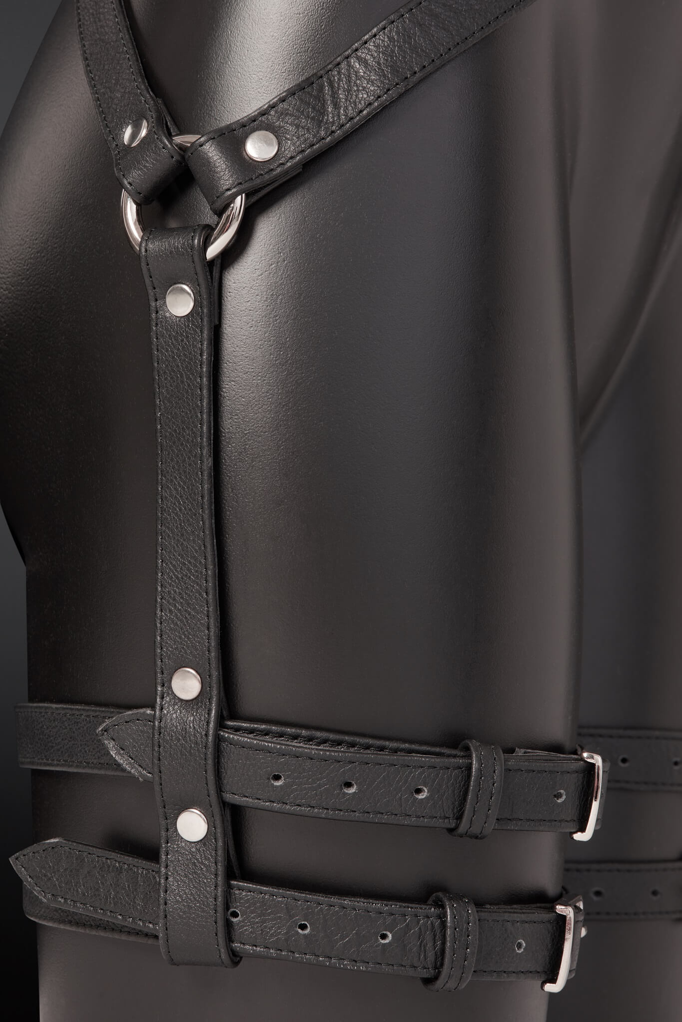 House of SXN Ligari Leather Thigh Harness