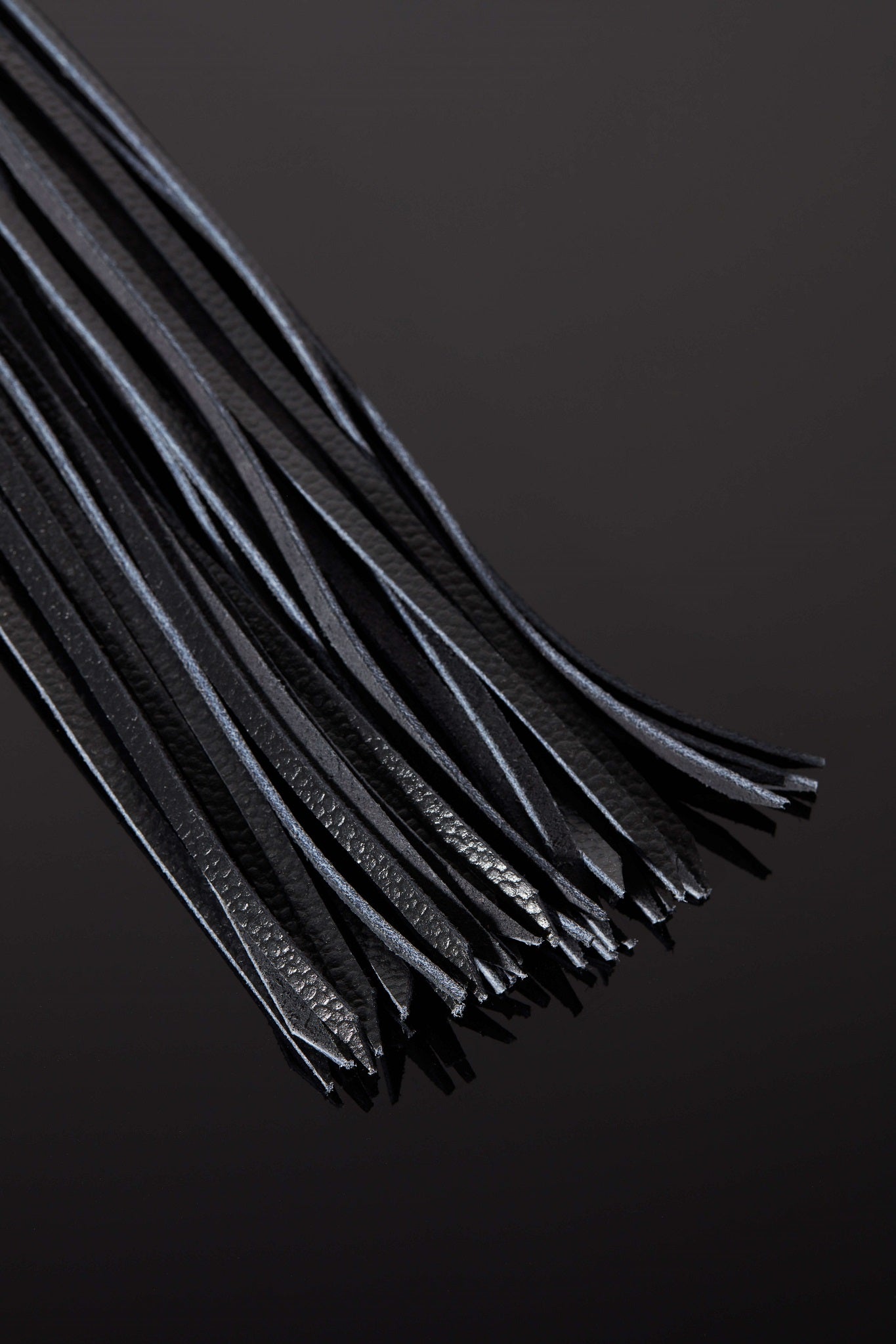 House of SXN Luxury Leather Bondage Vega Glass Flogger Ends