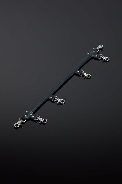 House of SXN Classic Spreader Bar
