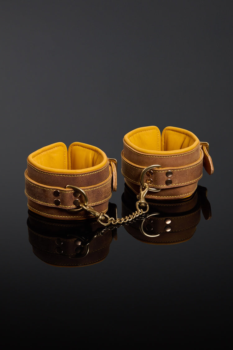 House of SXN Terra Vinculum Cuffs (1)