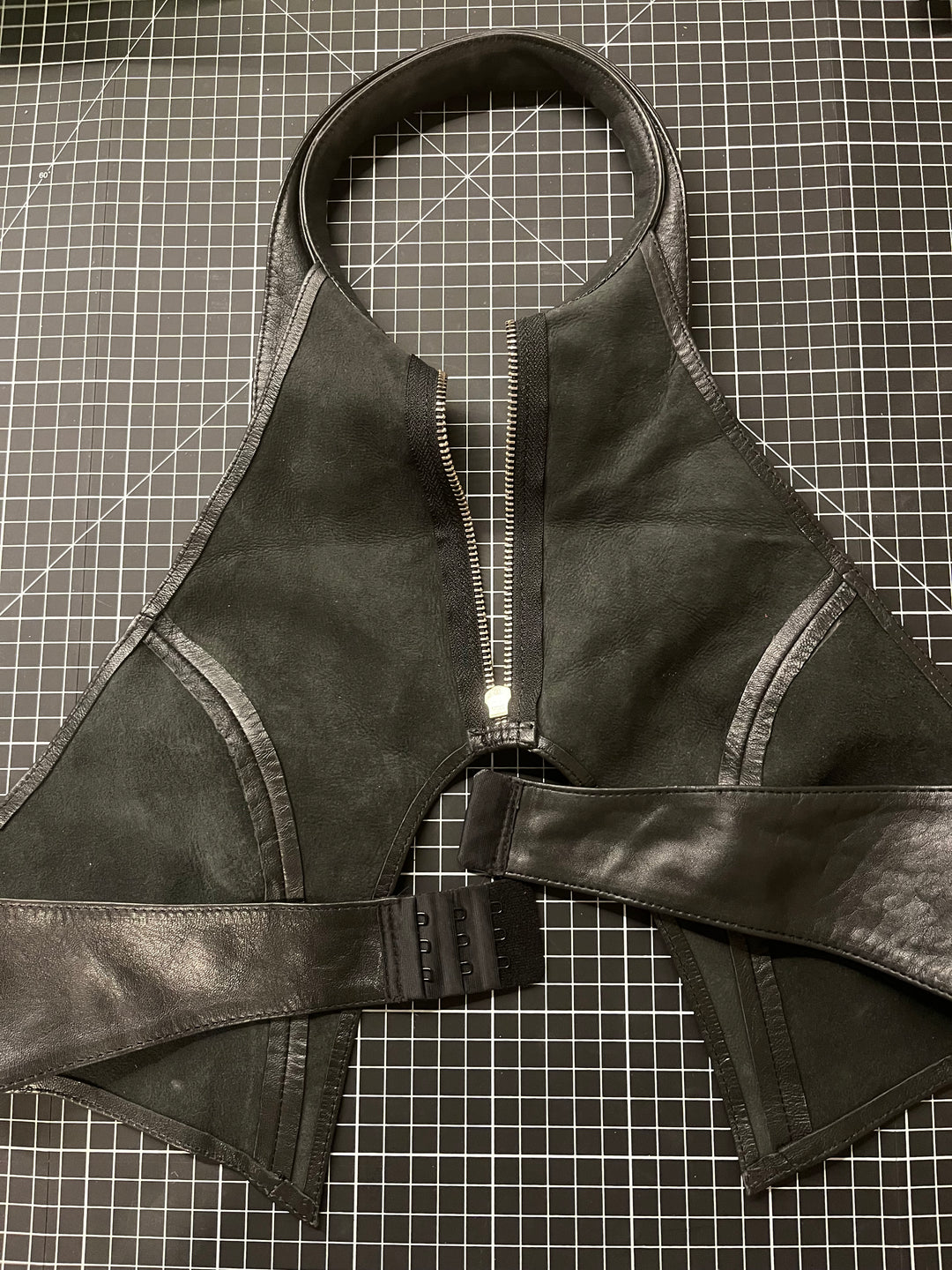 Enigma Obsisian Leather Top Size Small - Sample