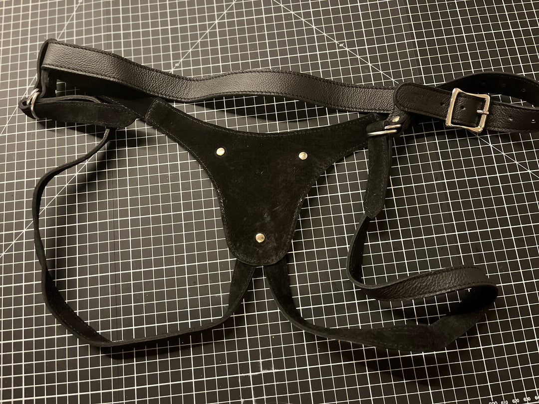 Softee Leather Strap on harness - Sample