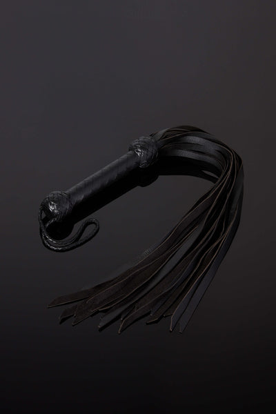 House of SXN Servage Classic Bondage Leather Flogger
