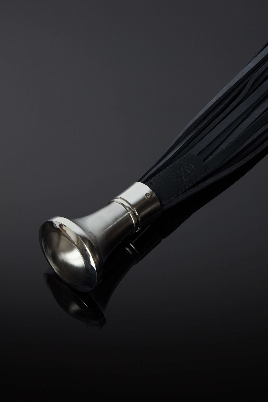 House of SXN Dyonsis Leather Flogger Close Up